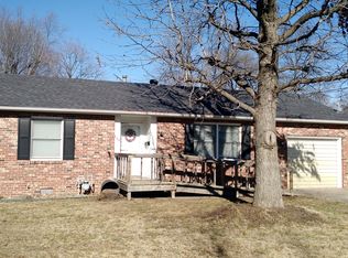 304 W 9th St, Lamar, MO 64759