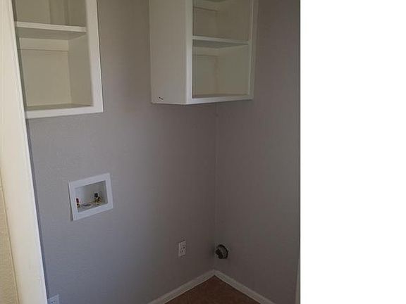 3rd image of 3009 Las Vegas Trl APT B