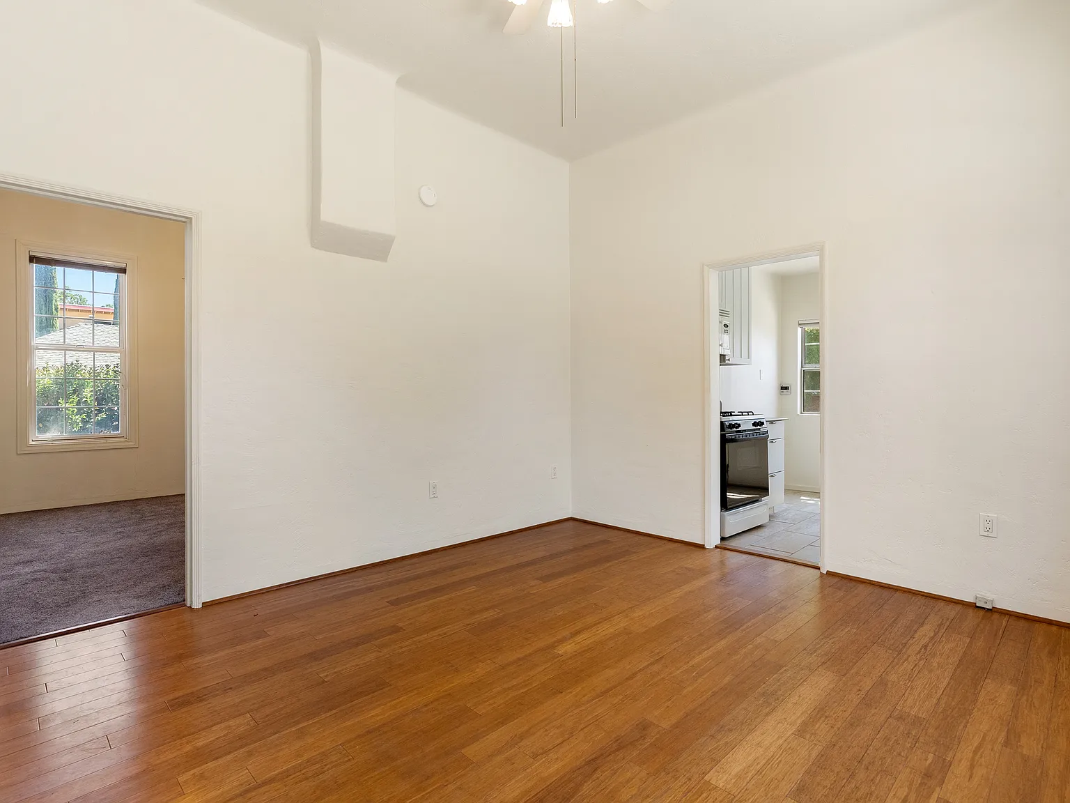 715 Blackburn St — Photo 3