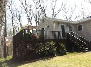 4 Melon Patch Ln, Monroe, CT 06468
