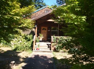 7706 28th Ave SW, Seattle, WA 98126