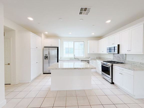5th image of 18288 Maidenhair Way