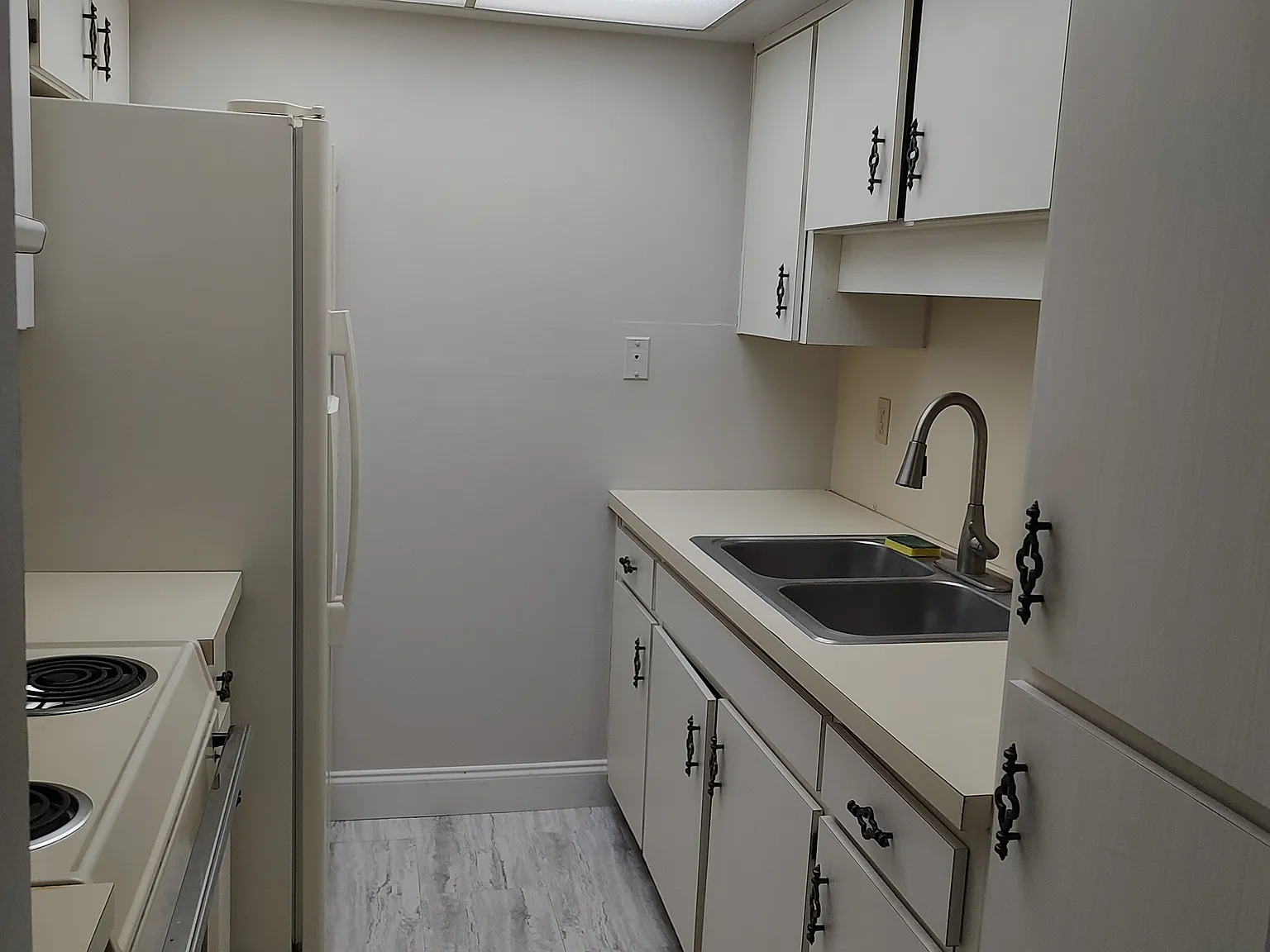 1 bed, 700 sqft, $1,500 — Photo 4