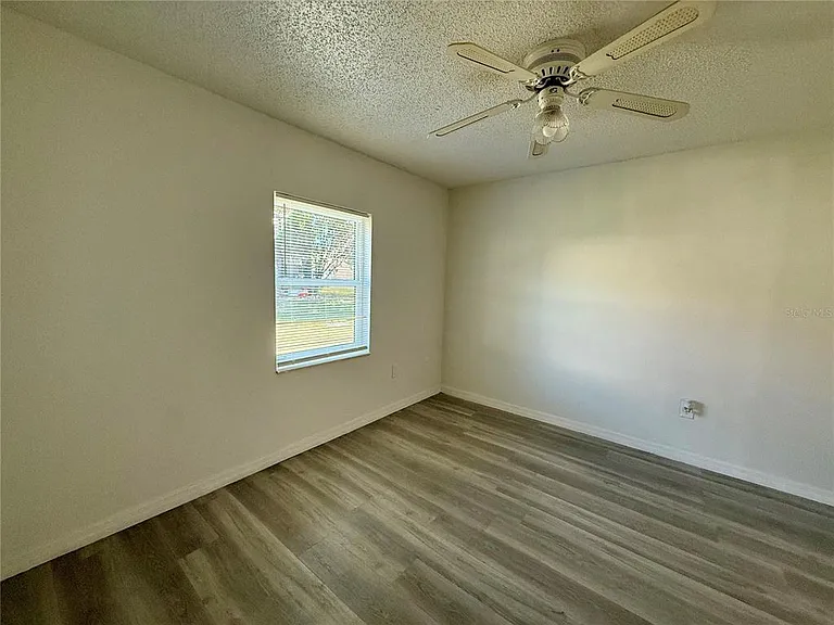 9013 Westchester Cir #32 — Photo 9