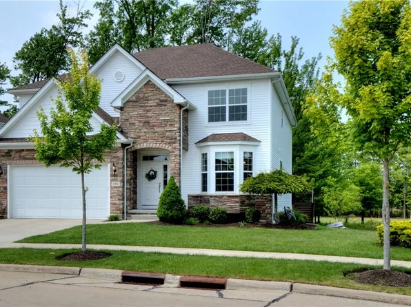 156 Burwick Rd, Highland Heights, OH 44143