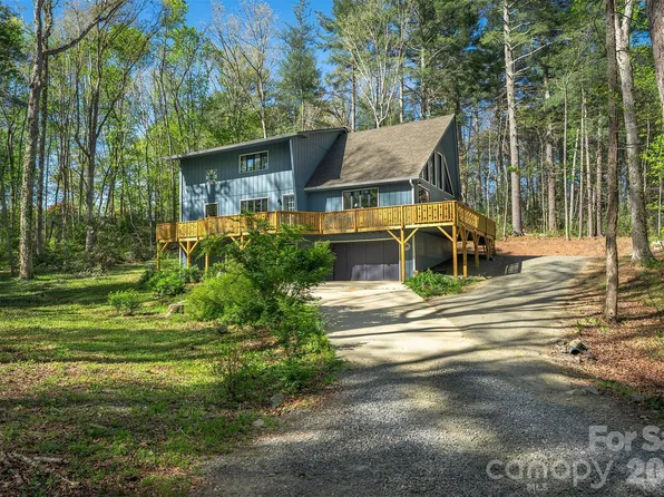 233 Bryant Ridge Dr, Swannanoa, NC 28778