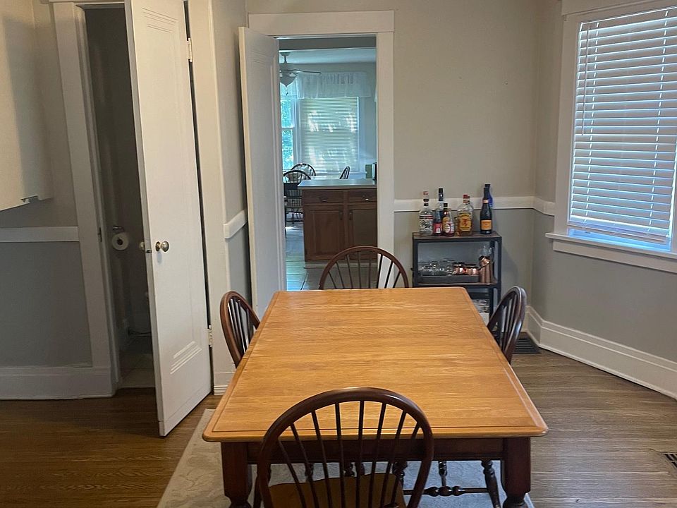formal dining room