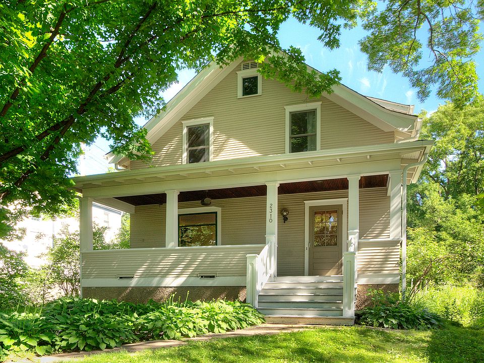 1st image of 2310 Valentine Ave