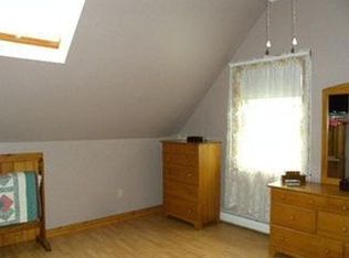 60 Canty Ln, Litchfield, ME 04350