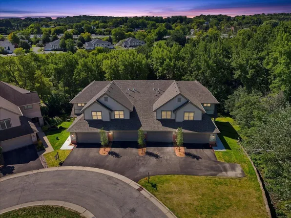 255 Aerie CIRCLE #103, Brookfield, WI 53045