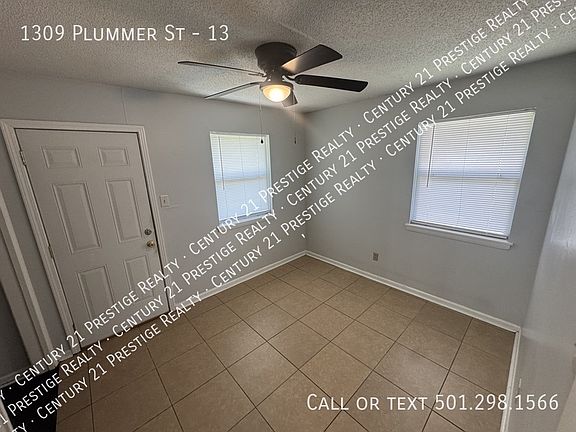 5th image of 1309 Plummer Dr #13