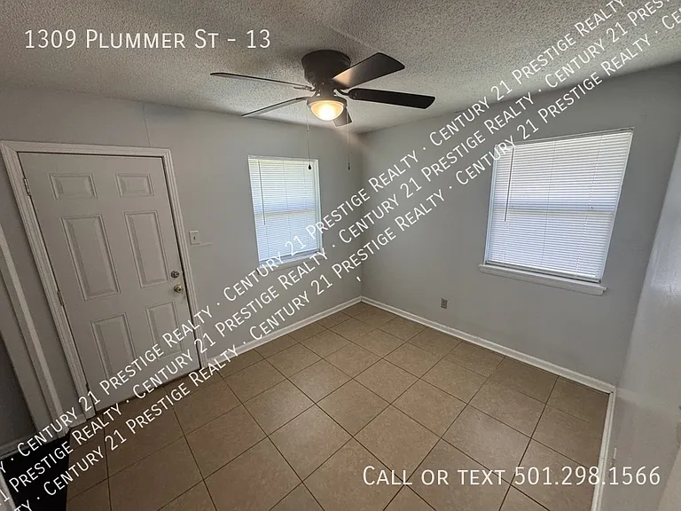 1309 Plummer Dr #13 — Photo 5