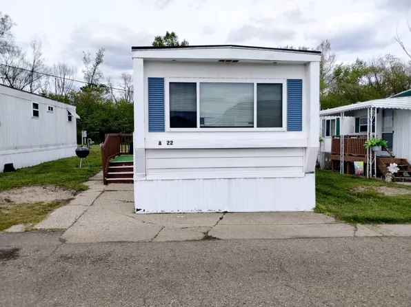 22600 Middlebelt Rd #A22, Farmington, MI 48336