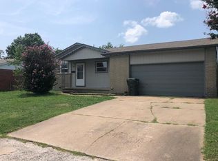 908 N Elm St, Owasso, OK 74055