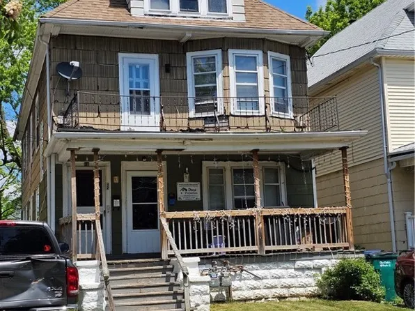 32 Kermit Ave, Buffalo, NY 14215
