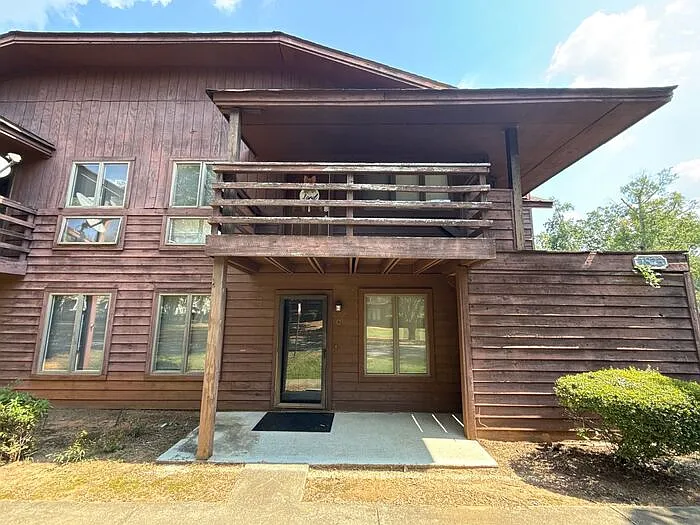 2 bed, 2.0 bath, 993 sqft, $1,395 — Photo 1