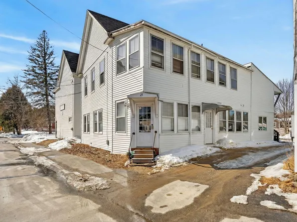 25 Village Street, Lisbon, ME 04250