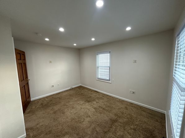 90 Colonial Rd FLOOR 2