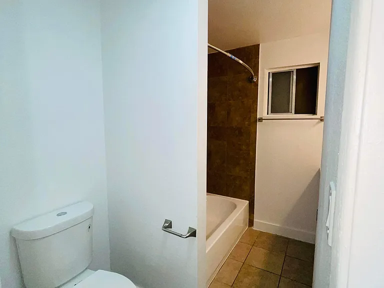 The Vue — Photo 18