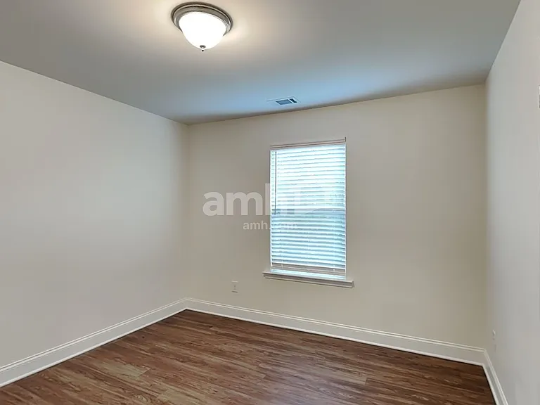 5020 Hudson Valley Dr — Photo 20