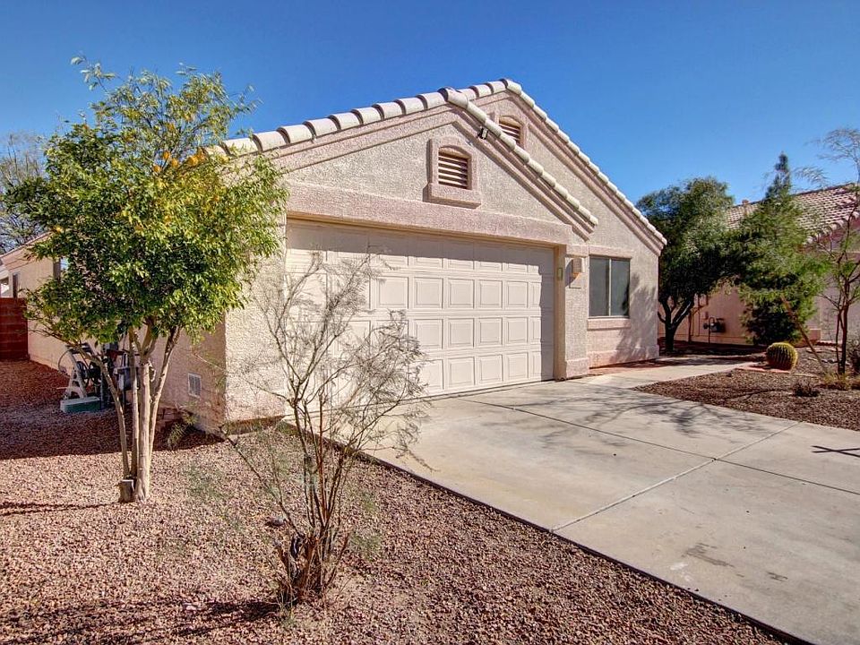 1st image of 2830 N Mountain Creek Way
