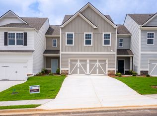 10 Umber Ln, Newnan, GA 30265