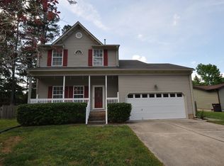 1051 Washington Dr, Chesapeake, VA 23322