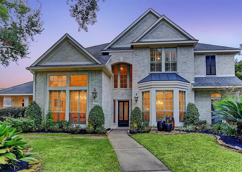 1st image of 15762 Fleetwood Oaks Dr