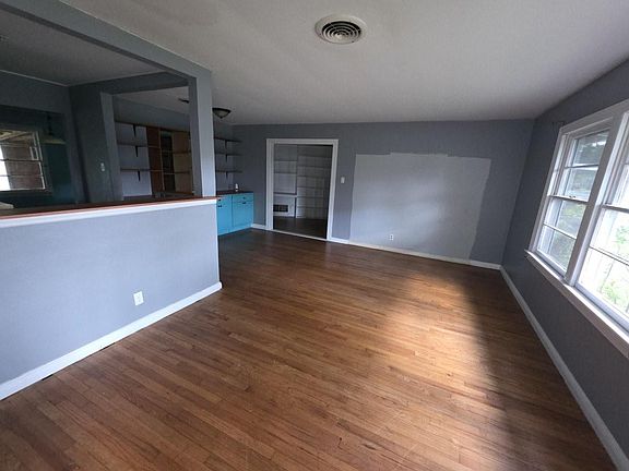2nd image of 813 N Morgan St