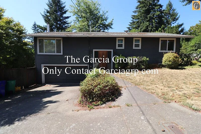 7621 SW 25th Ave