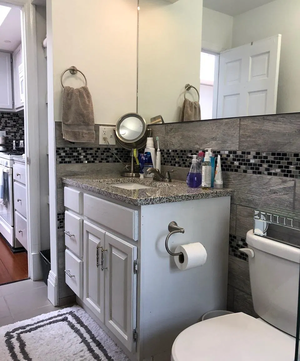 1 bed, 900 sqft, $1,200 — Photo 4