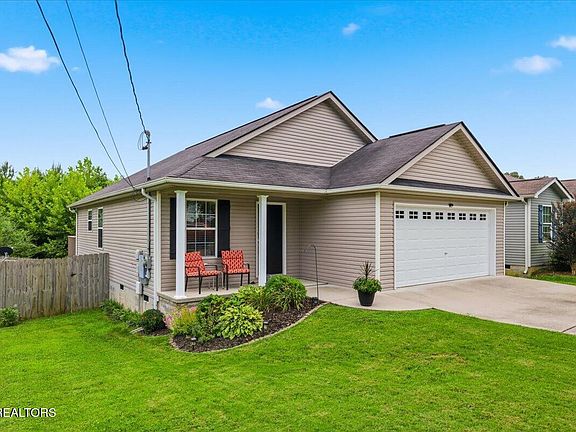 2nd image of 5914 Creekhead Dr