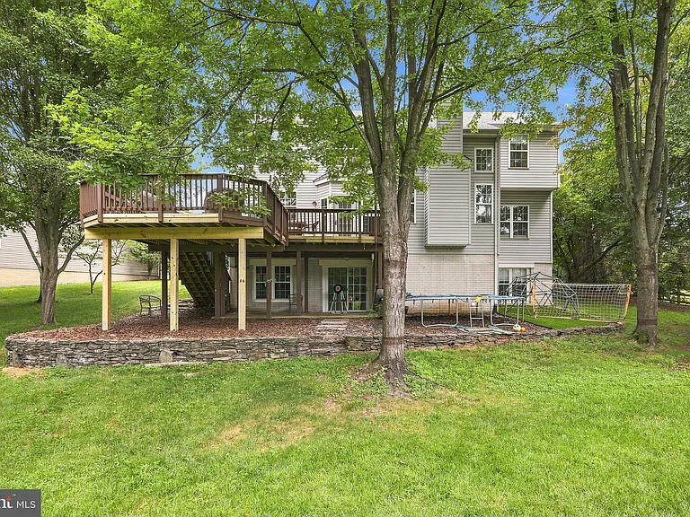 44218 Palladian Ct — Photo 57