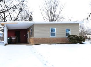 225 Shabbona Dr, Park Forest, IL 60466