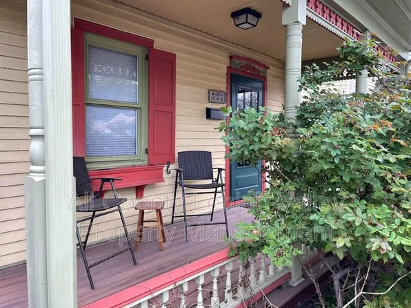 185 Center St, Morrisville, PA 19067