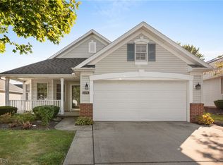 1370 Golden Ln, Broadview Heights, OH 44147