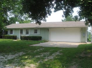 3511 SW Christie Ln, Saint Joseph, MO 64504