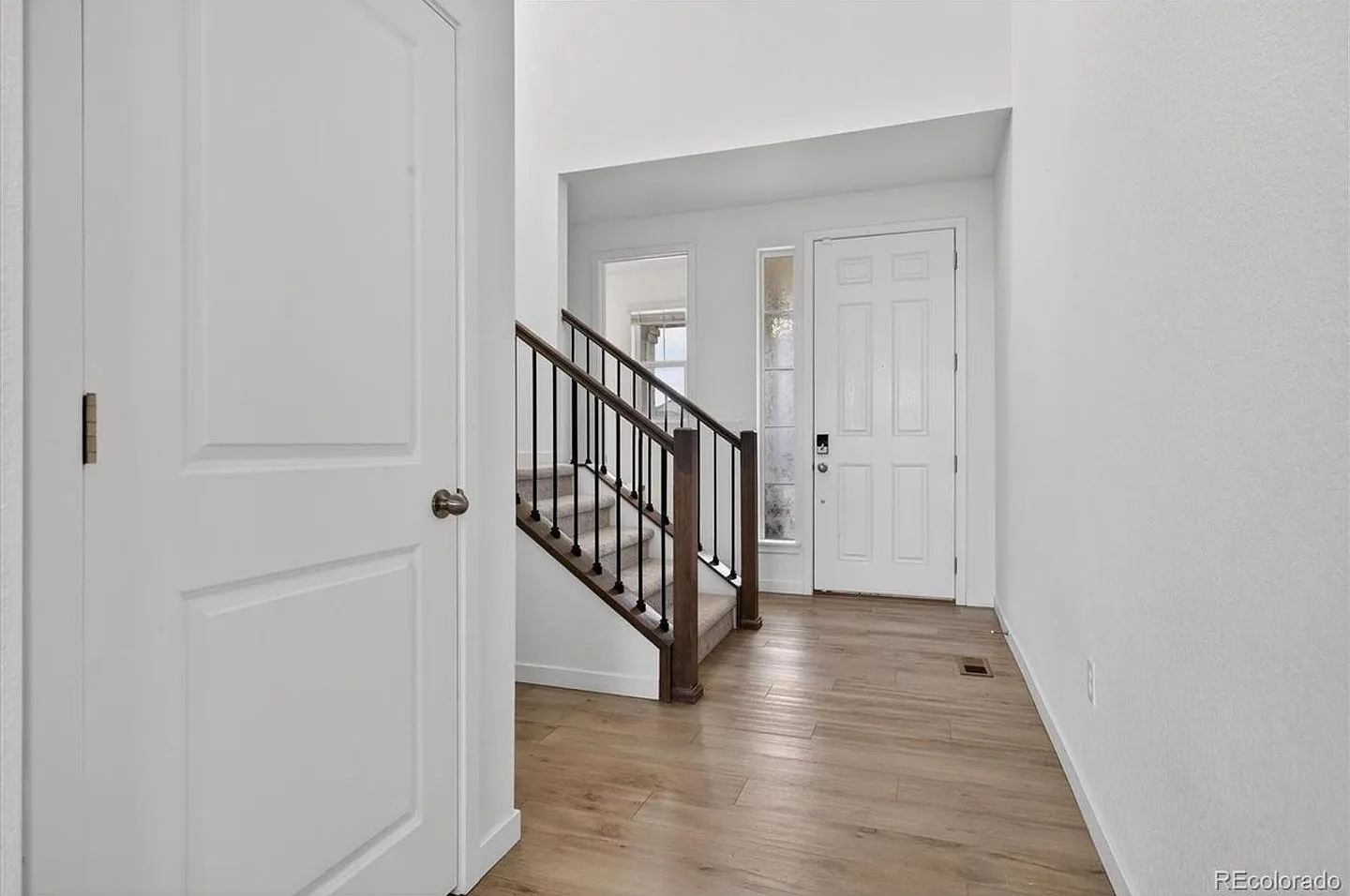 Spacious & Bright, Multi-Level 3BR 3BA in Commerce City w/ Private Yard! — Photo 4