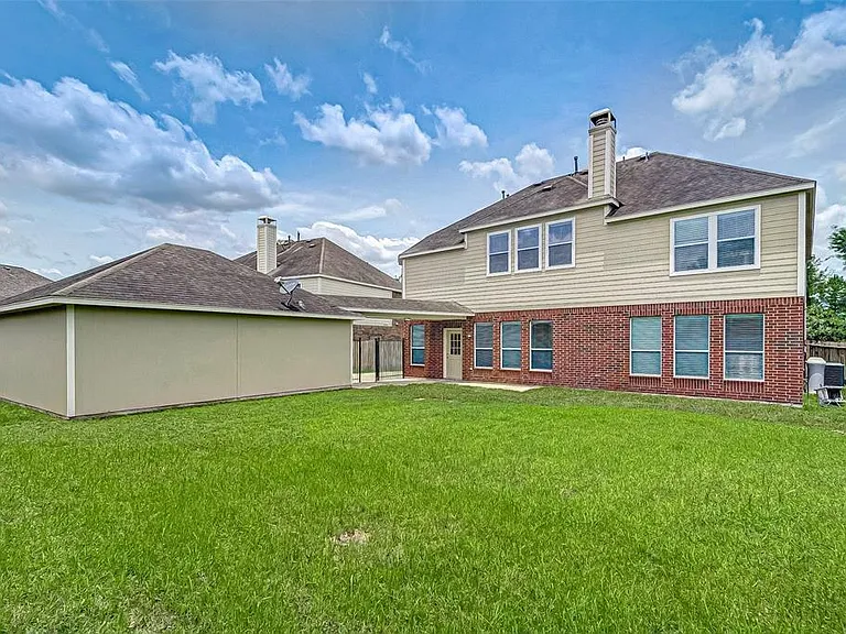 4602 Butler Springs Ln — Photo 38