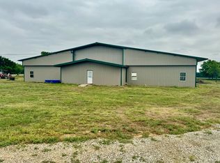 326 N 140th Rd, Delphos, KS 67436