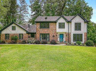 2740 Roxburgh Dr, Roswell, GA 30076
