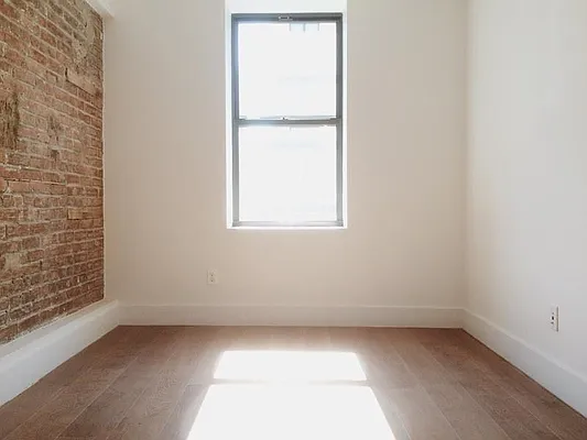 Rented by Brooklyn Group | media 27