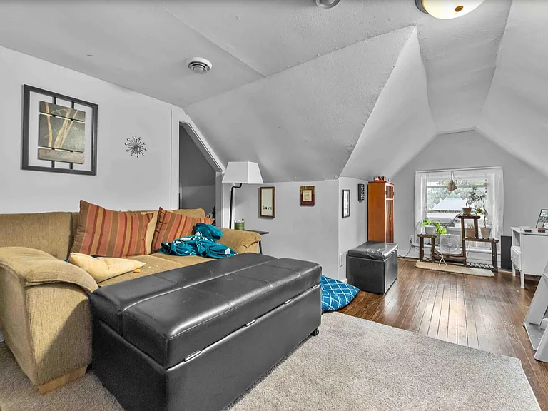 164 Washington St #4 — Photo 7