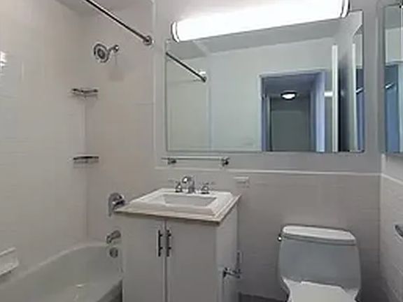 4th image of 33 W End Ave APT 24F