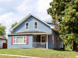 1309 E Saint Louis St, West Frankfort, IL 62896