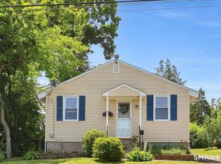 4 Crown Street, Middletown, CT 06457