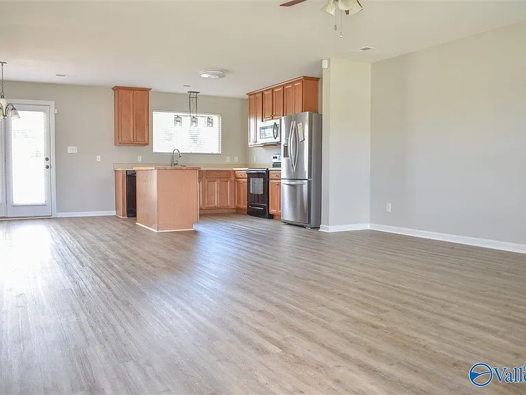 315 Kenneth Blvd NW — Photo 11