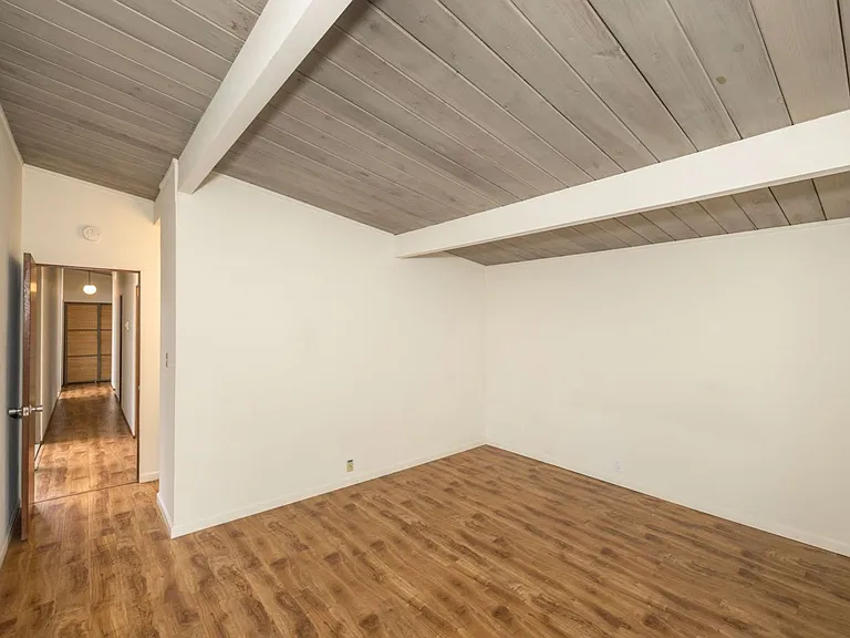 152 Ferne Ct — Photo 11
