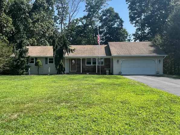 13 Malaga Dr, Bridgeton, NJ 08302