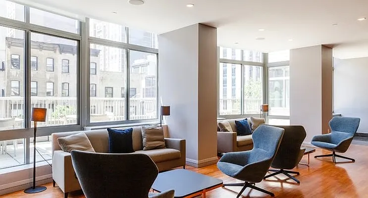 Rented by Greystar | media 10